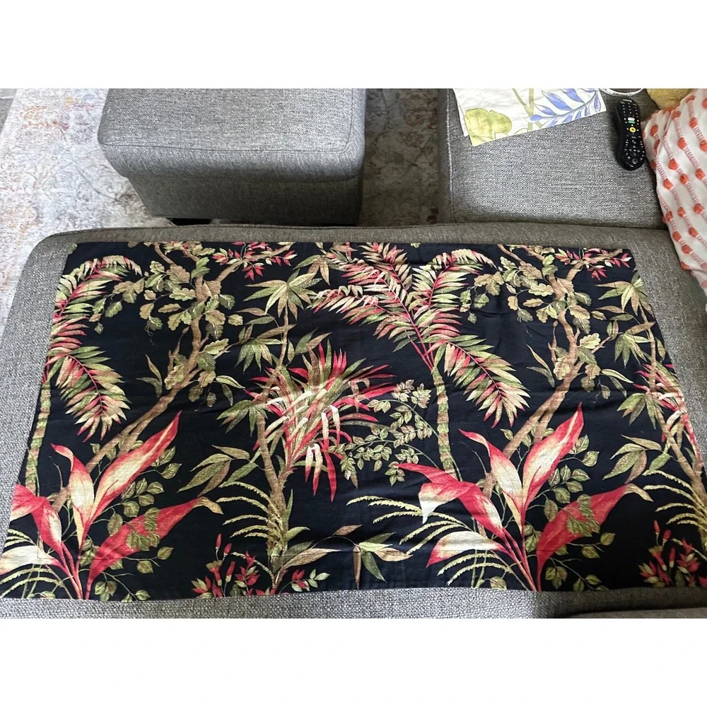 Tommy Bahama Home King Pillow Shams Jungle Drive Leaf Floral Black se of 2 EUC
